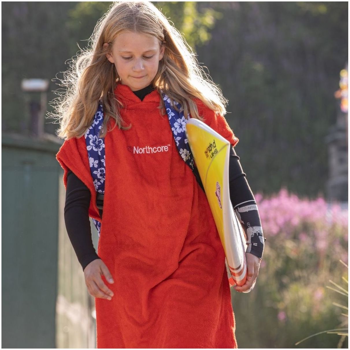 2025 Northcore Kids Beach Basha Hooded Towel Changing Robe / Poncho NOCO24D - Red